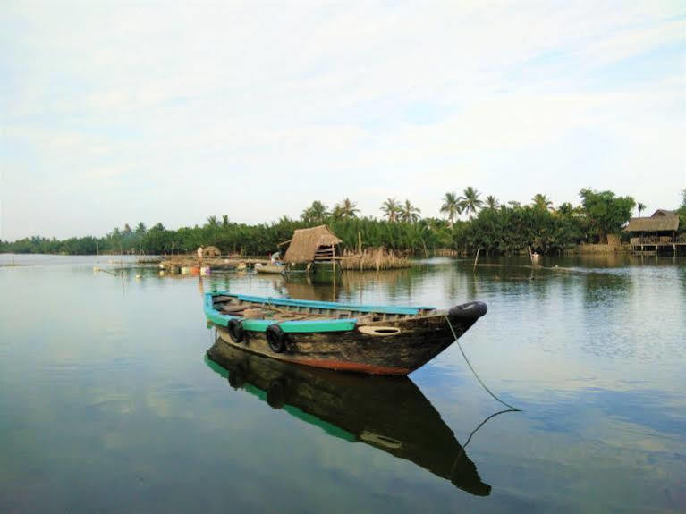 هوي ان Lakeside Homestay المظهر الخارجي الصورة